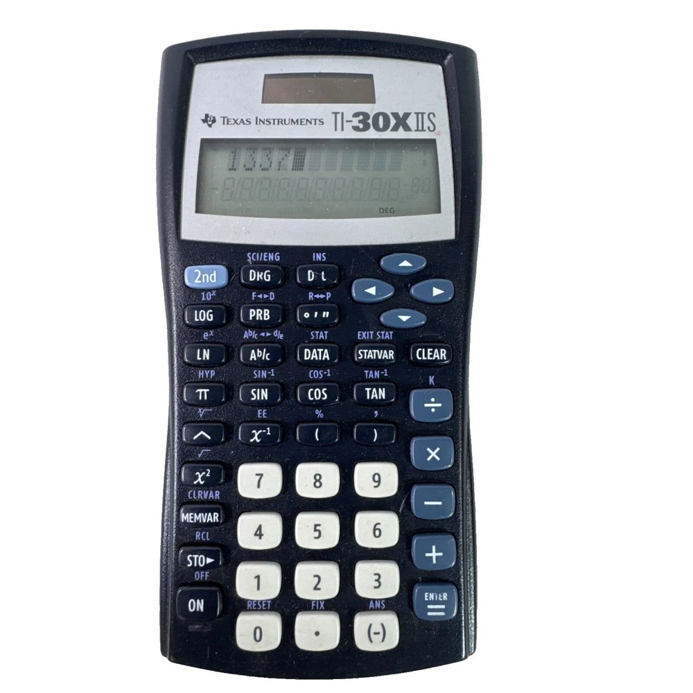 Texas Instruments TI-30X IIS Scientific Calculator Dual Power Tested Works